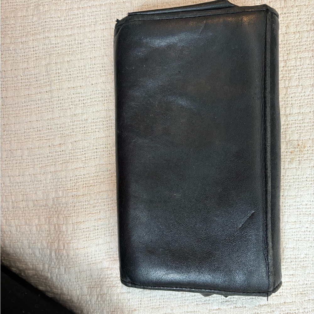 CHANEL Black Quilted Calfskin Long Wallet with Embossed CC - Picture 6 of 8